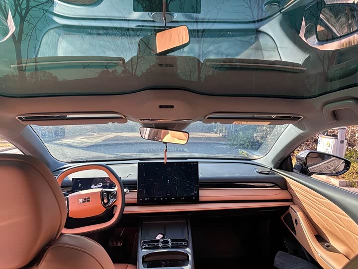 Geely Galaxy Starshine 8 EM-i 2025 2025款 60km EM-i 豪华版