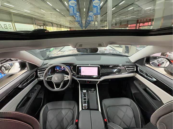 Volkswagen Teramont Pro 2025 2025款 380TSI 四驱出众版