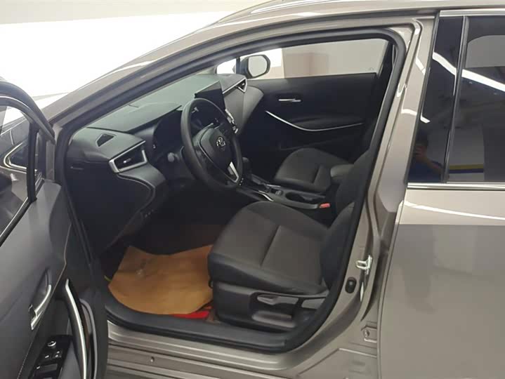 Toyota Levin GT 2023 2023款 改款 2.0L 豪华版