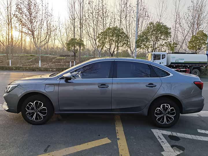 2023 Roewe i6 Max EV