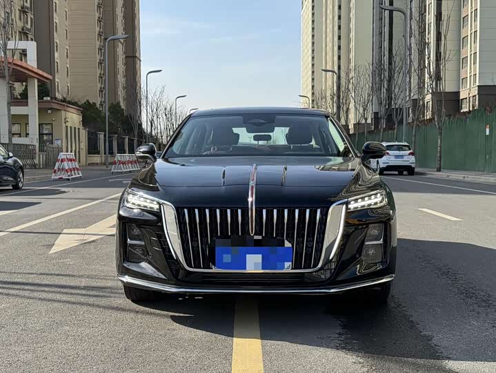 Hongqi H5 2025 2025款 2.0T 自动旗畅版