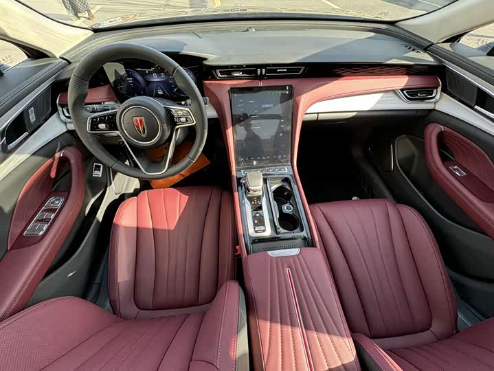 Hongqi H5 2025 2025款 2.0T 自动旗畅版