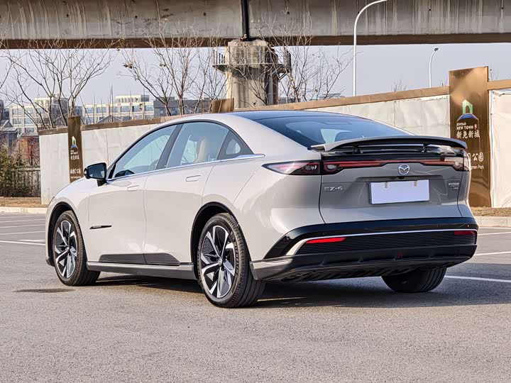 Mazda EZ-6 2024 2024款 纯电600智尊版