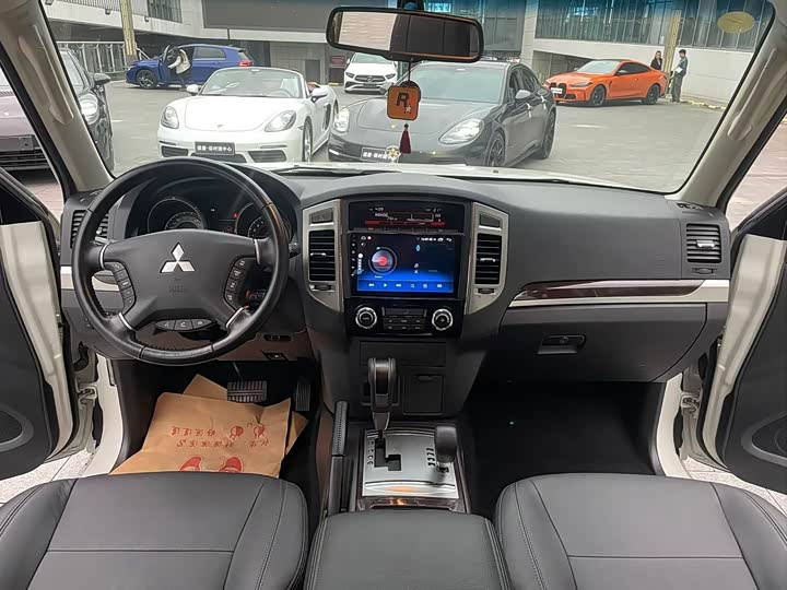 Mitsubishi Pajero 2020 2020款 典藏版 3.0L 自动尊贵越野版
