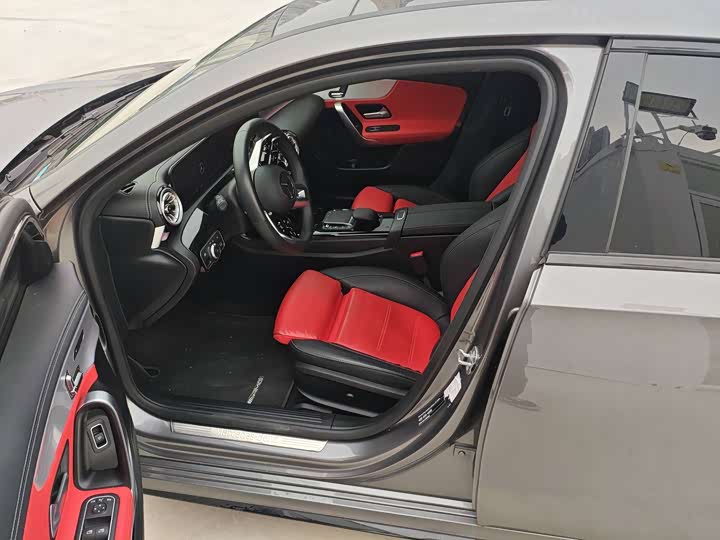 Mercedes-Benz A-Class AMG 2024 2024款 AMG A 35 L 4MATIC