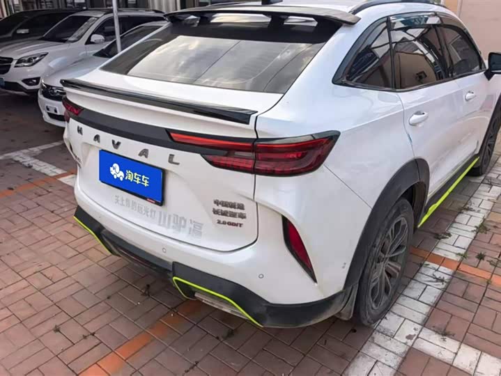 Haval H6S 2022 2022款 1.5T DHT智跑版