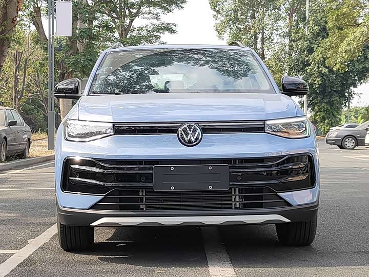 Volkswagen Tharu 2025 2025款 新锐 300TSI 锐享版