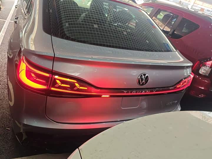 Volkswagen Tiguan X 2023 2023款 改款 330TSI 两驱旗舰版