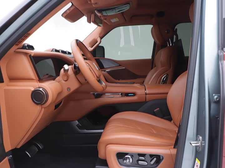 BYD Yangwang U8 2023 2023款 豪华版