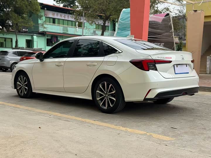 Honda Integra 2023 2023款 240TURBO CVT豪华版