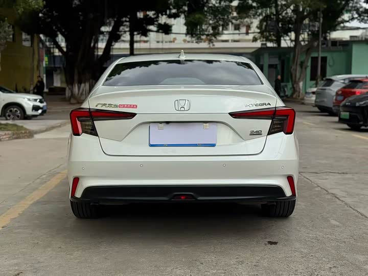 Honda Integra 2023 2023款 240TURBO CVT豪华版
