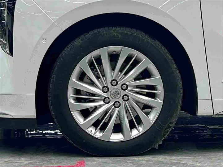 Buick GL8 Century 2025 2025款 2.0T 七座蕴世版