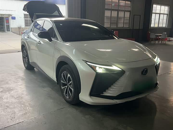 Lexus RZ 2023 2023款 450e 四驱纵享版