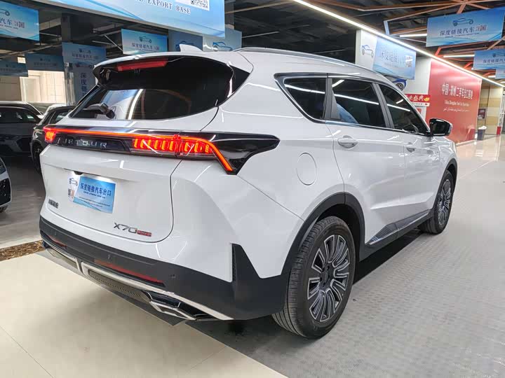 Jetour X70 Plus 2025 2025款 1.5T 豪华版 7座
