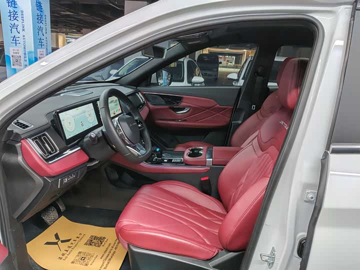 Jetour X70 Plus 2025 2025款 1.5T 豪华版 7座