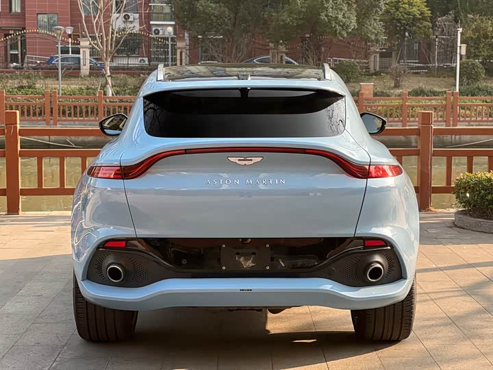 Aston Martin DBX 2022 2022款 4.0T V8