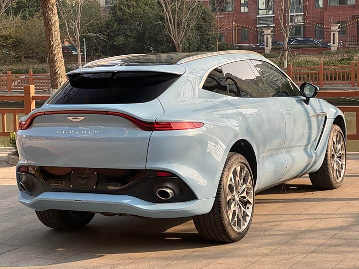 Aston Martin DBX 2022 2022款 4.0T V8