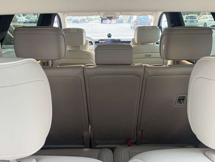 Nio ES8 2026 2026款 七座行政豪华版