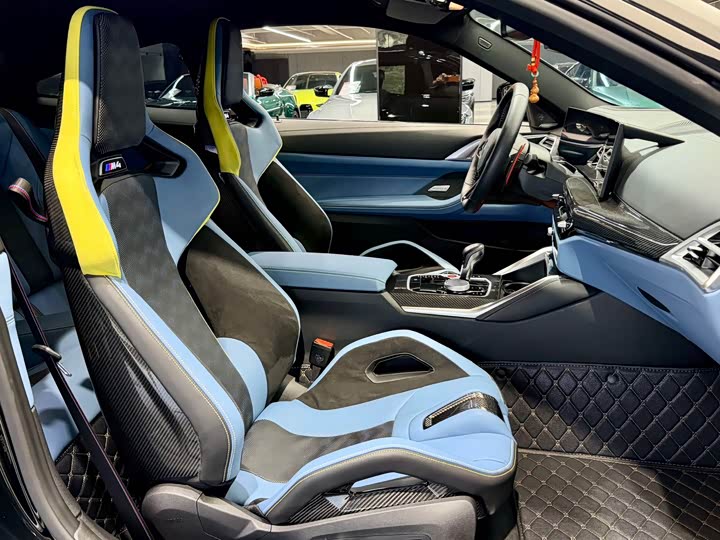 BMW M4 2024 2024款 M4双门轿跑车 M xDrive 雷霆版