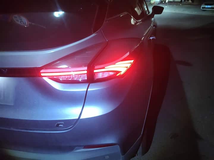 Geely Geometry C 2022 2022款 蓝莓C400