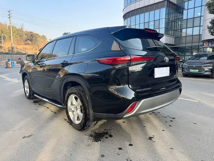 Toyota Highlander 2024 2024款 2.5L智能电混双擎两驱精英版 5座