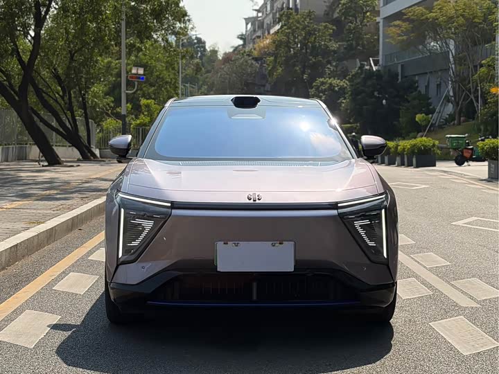 HiPhi Y 2023 2023款 560km 精英版