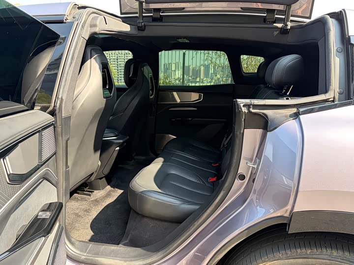 HiPhi Y 2023 2023款 560km 精英版