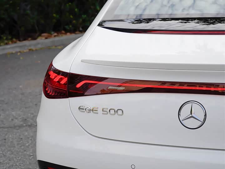 Mercedes-Benz EQE 2025 2025款 500 4MATIC 先锋版