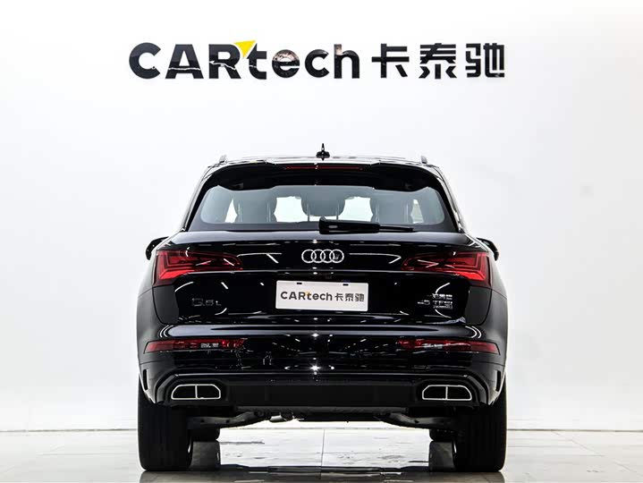 Audi Q5L 2025 2025款 45周年典藏版 45 TFSI 豪华动感型