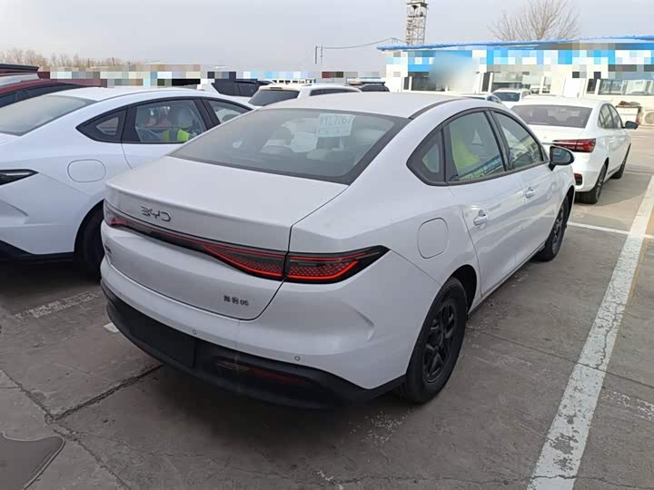 BYD Seal 05 DM-i Hybrid 2025 2025款 DM-i 智驾版 55KM豪华型