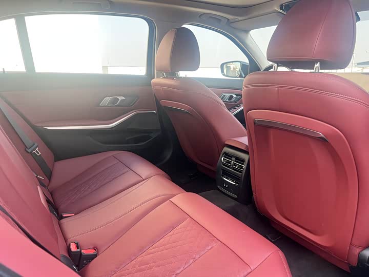 BMW i3 2025 2025款 eDrive 40 L 曜夜套装