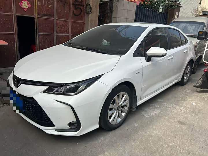 Toyota Corolla 2024 2024款 1.8L 智能电混双擎 精英版