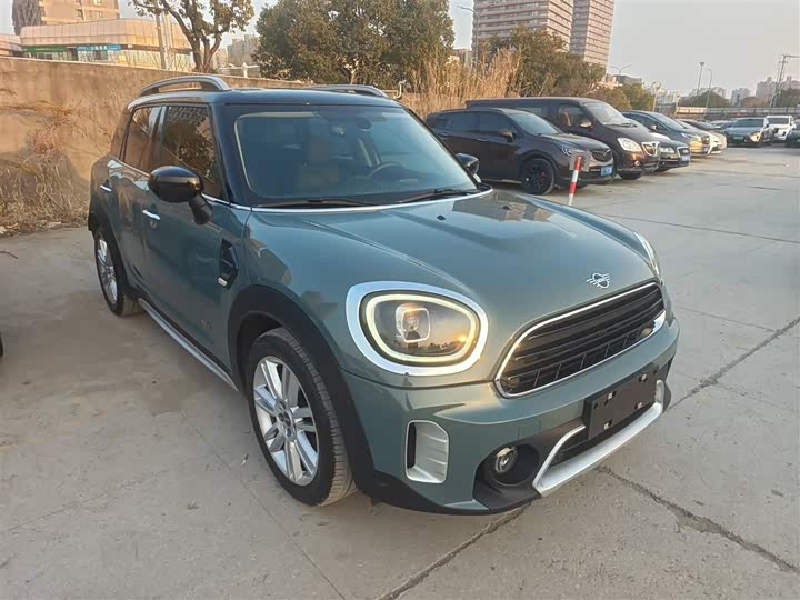 Mini Countryman 2023 2023款 改款 1.5T COOPER ALL4 鉴赏家