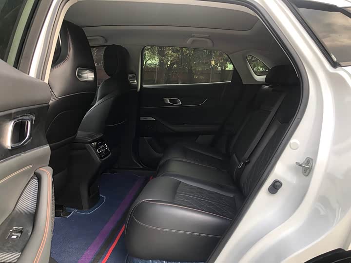 Changan UNI-K 2021 2021款 2.0T 全轮驱动尊贵型