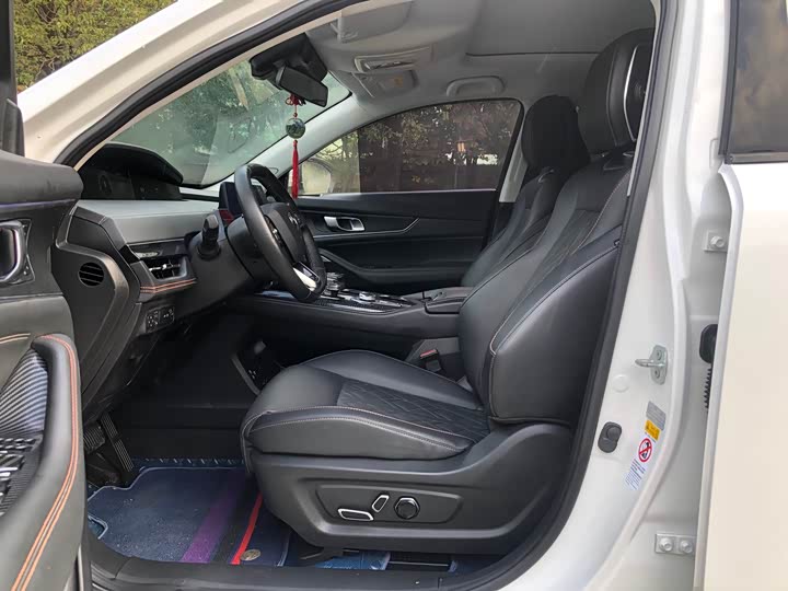 Changan UNI-K 2021 2021款 2.0T 全轮驱动尊贵型