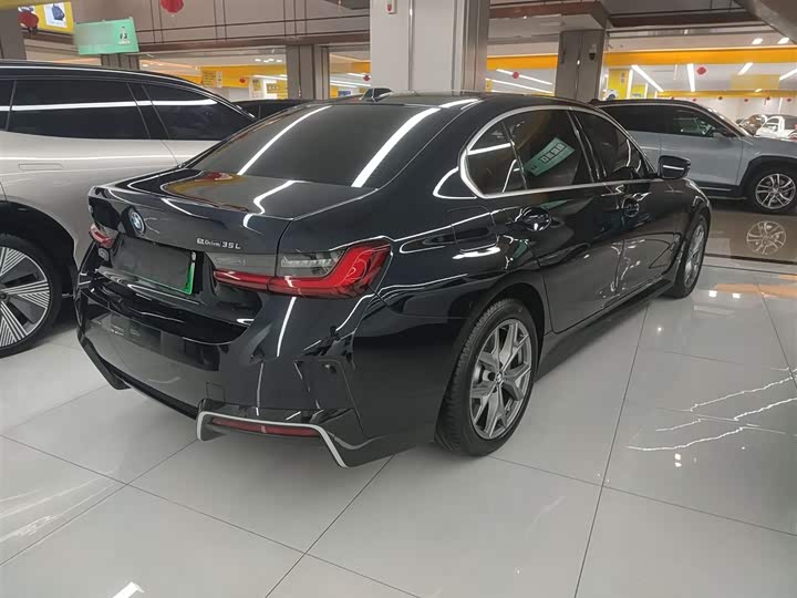 BMW i3 2025 2025款 eDrive 35 L