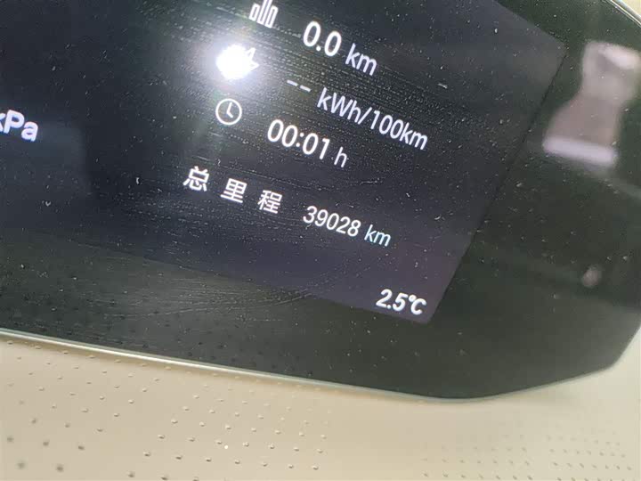 GAC Hyptec HT 2023 2023款 670 后驱特高压版