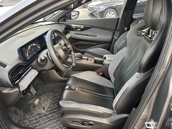 GAC Trumpchi Empow R 2024 2024款 400T 自动 影豹R MAX版