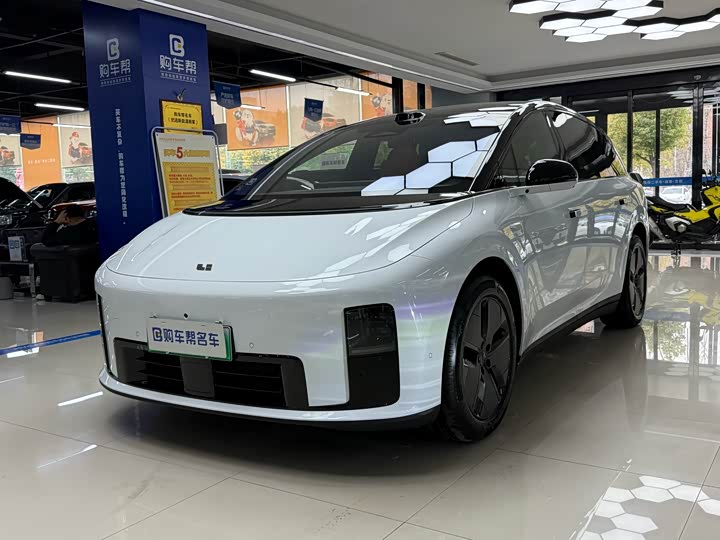 LiXiang i8 2025 2025款 标准版