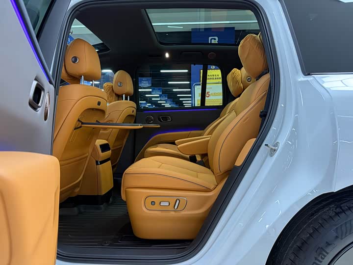 LiXiang i8 2025 2025款 标准版