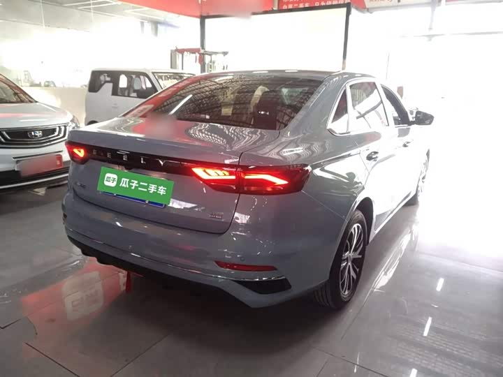 Geely Emgrand 2025 2025款 第4代 1.5L CVT龙腾版
