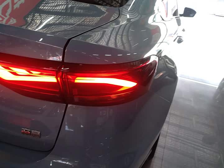 Geely Emgrand 2025 2025款 第4代 1.5L CVT龙腾版