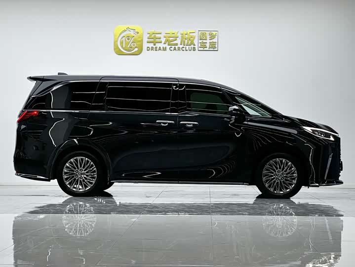 Lexus LM 2025 2025款 500h 四座御世版