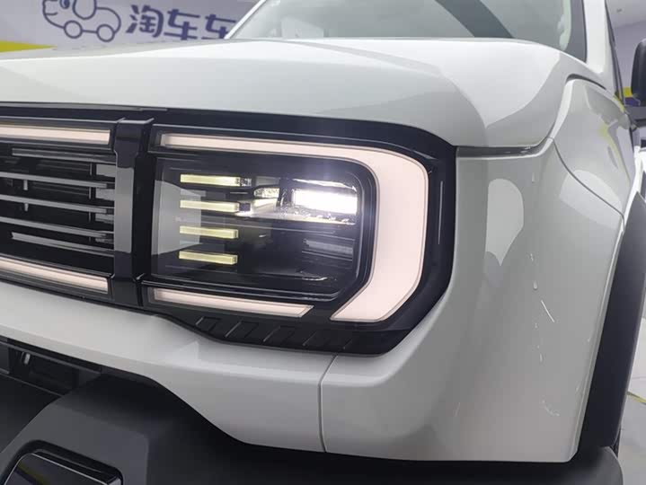 BAIC Beijing BJ40 Hybrid 2025 2025款 进阶版