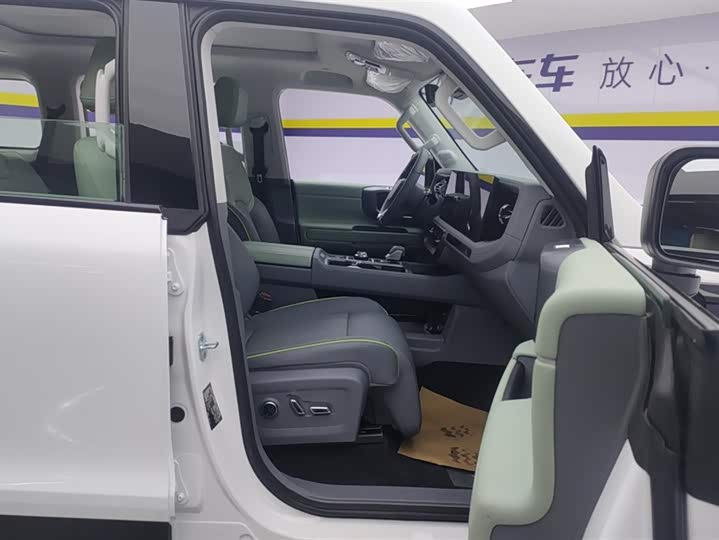 BAIC Beijing BJ40 Hybrid 2025 2025款 进阶版