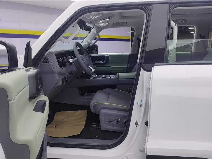 BAIC Beijing BJ40 Hybrid 2025 2025款 进阶版