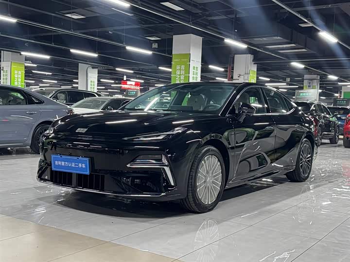 Geely Galaxy Starshine 8 EM-i 2025 2025款 130km EM-i 尊享版