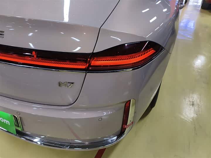 Roewe M7 DMH 2025 2025款 160km悦享版