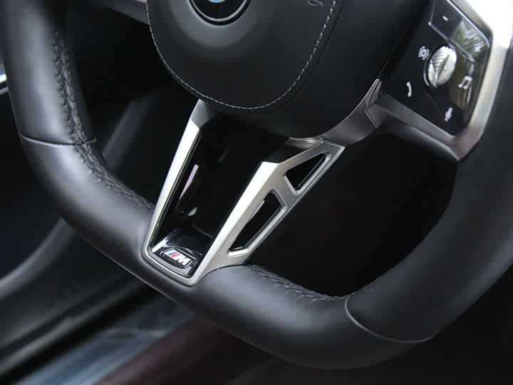 BMW 7 Series 2023 2023款 740Li 领先型 M运动套装