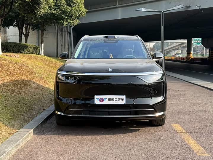 Aito M8 2025 2025款 增程 Max+版 53.4kWh 6座版